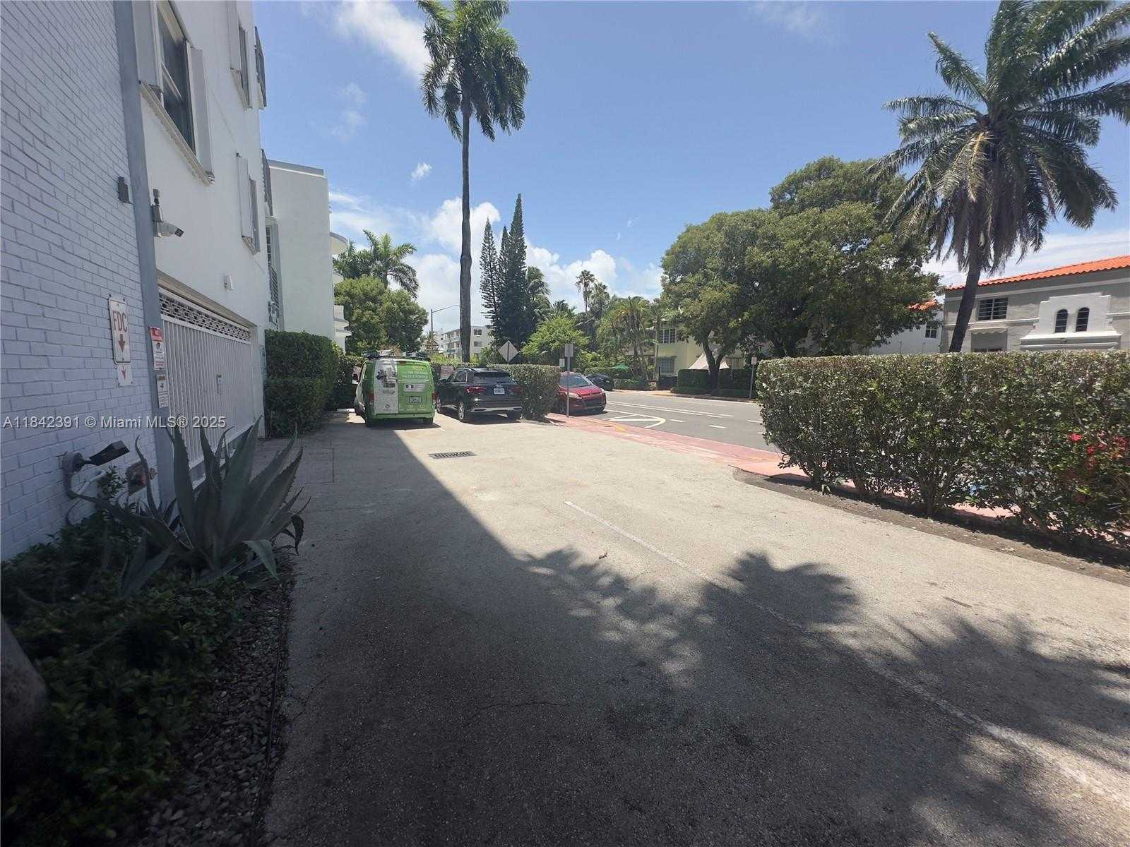 Small Image of 1545 EUCLID AVE #4J, Miami Beach Number 23