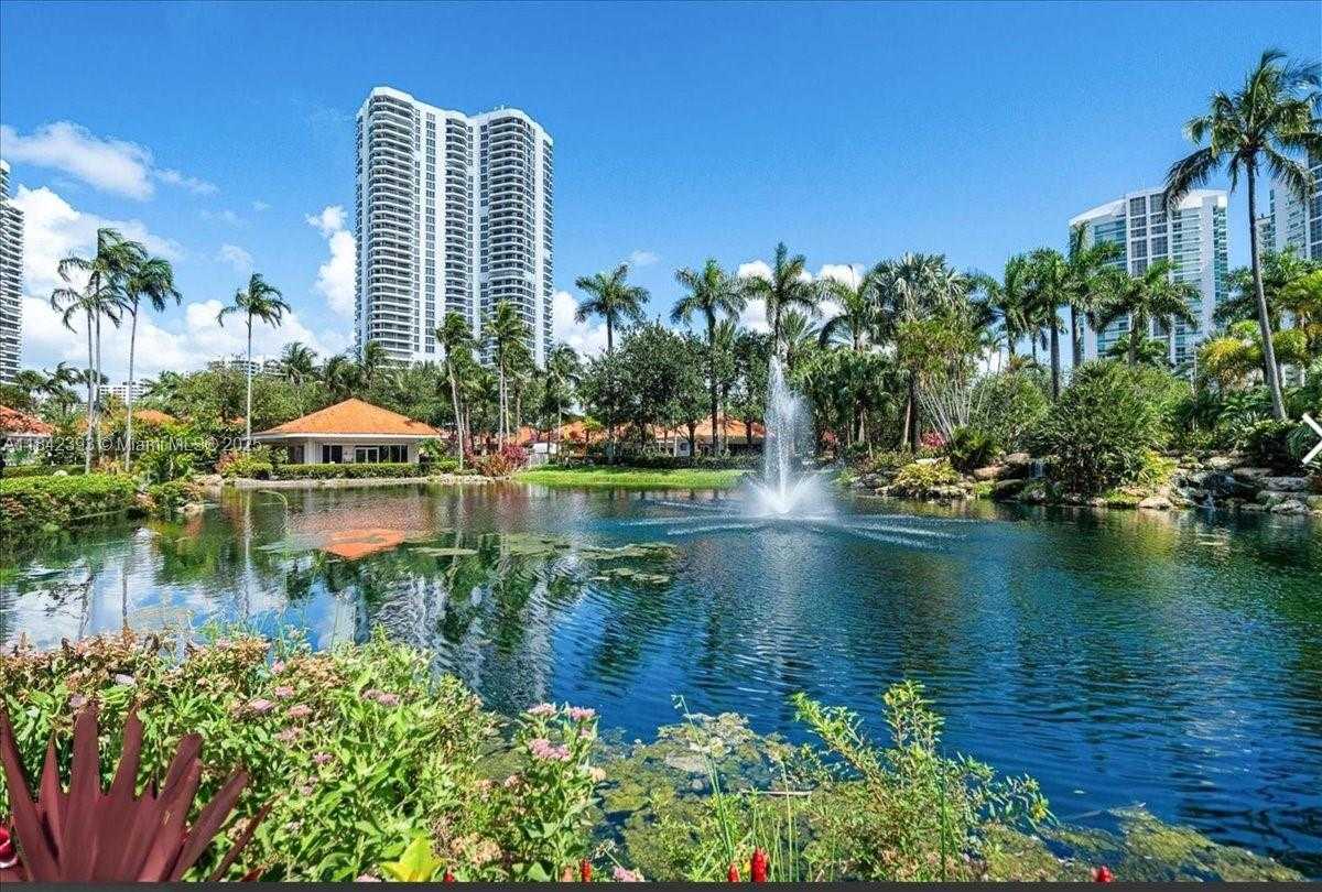 Small Image of 3500 MYSTIC POINTE DR #2101, Aventura Number 10