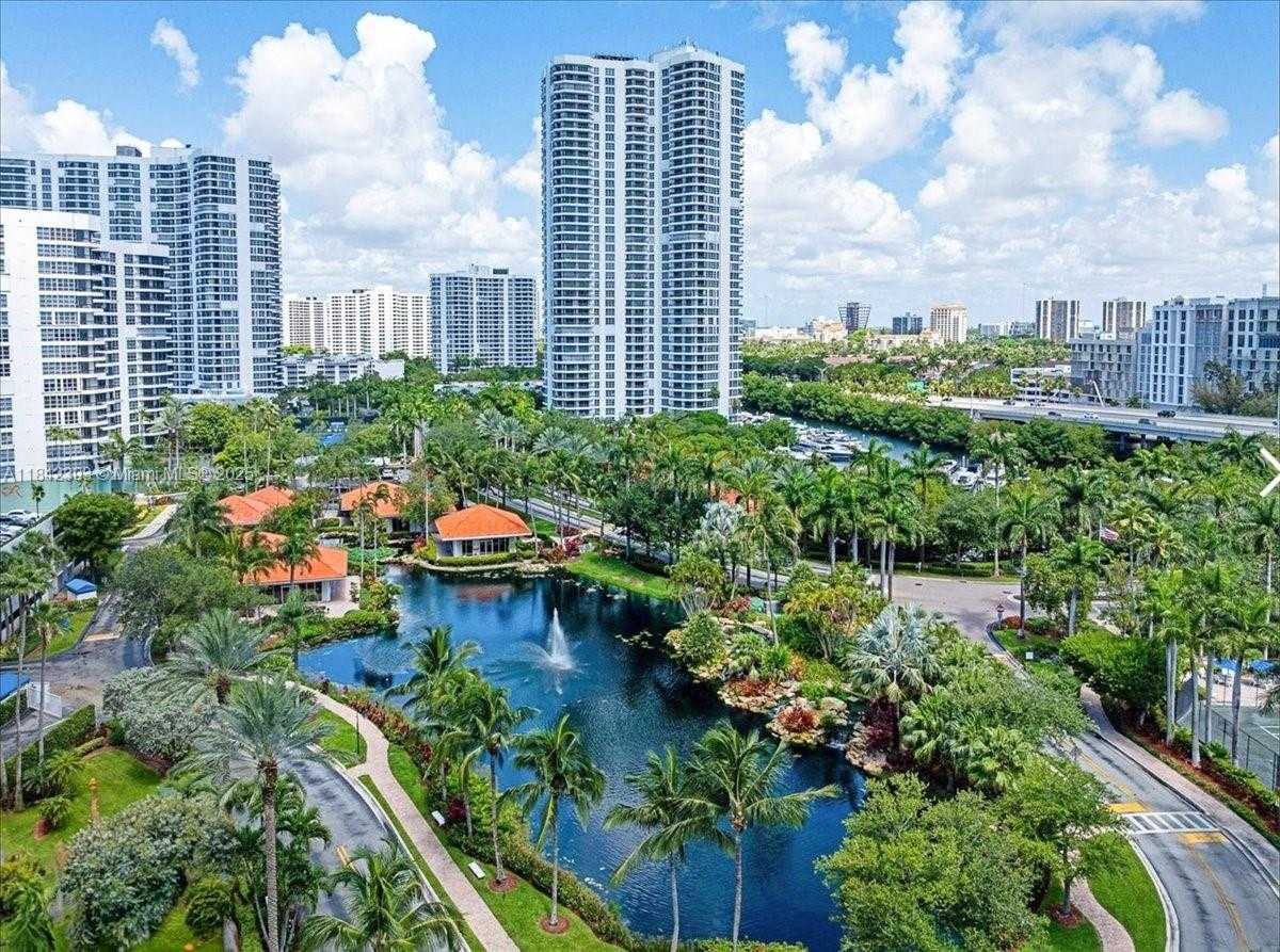 Small Image of 3500 MYSTIC POINTE DR #2101, Aventura Number 12