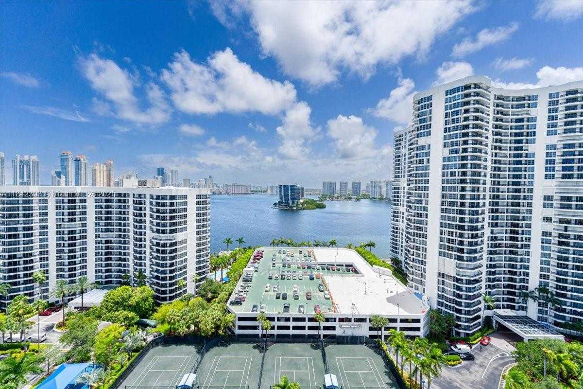 Small Image of 3500 MYSTIC POINTE DR #2101, Aventura Number 18