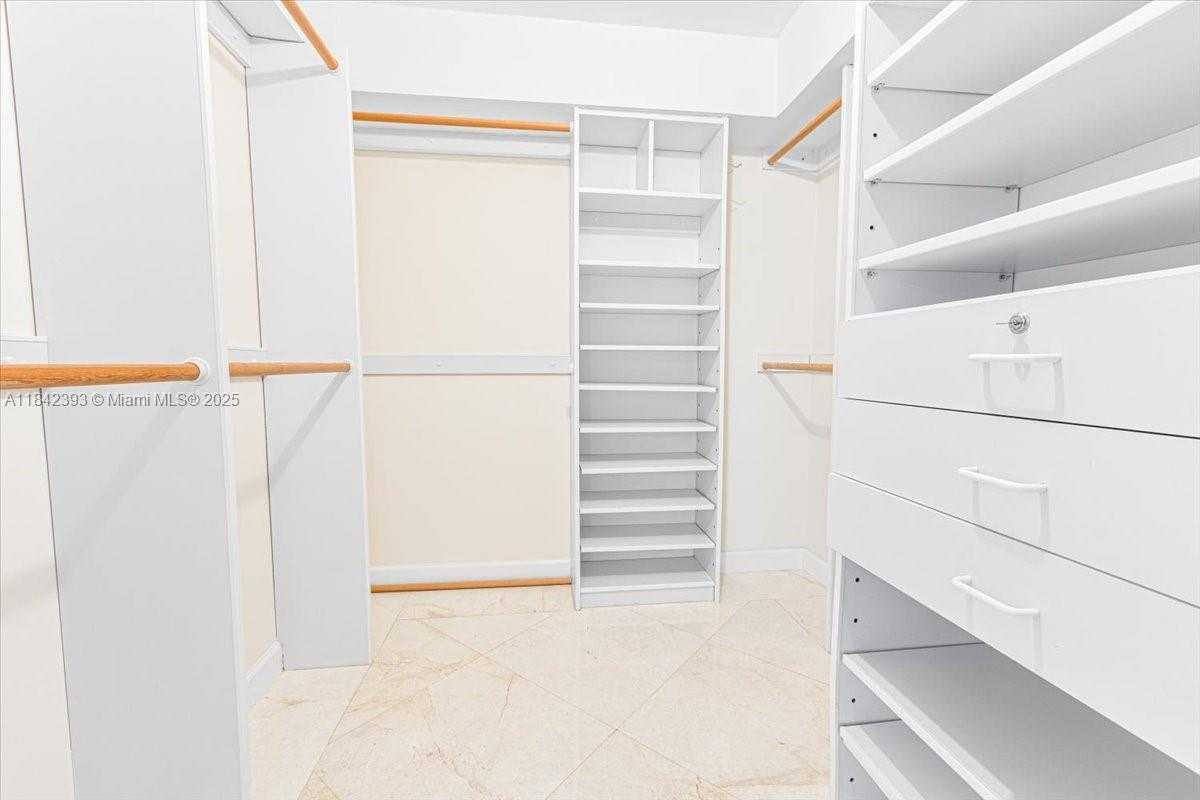 Small Image of 3500 MYSTIC POINTE DR #2101, Aventura Number 28