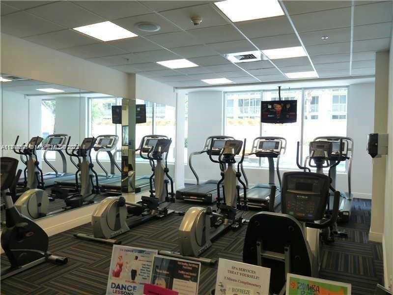 Small Image of 1750 NORTH BAYSHORE DR #2111, Miami Number 40