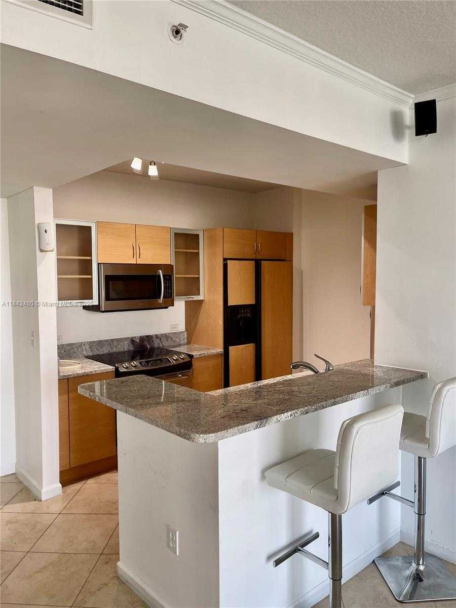 Small Image of 18800 NORTH EAST 29TH AVE #723, Aventura Number 3