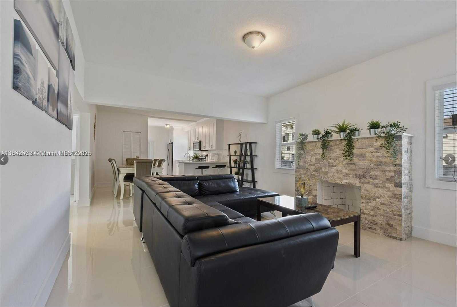 Small Image of 4508 NORTH WEST 1ST AVE #4508, Miami Number 15