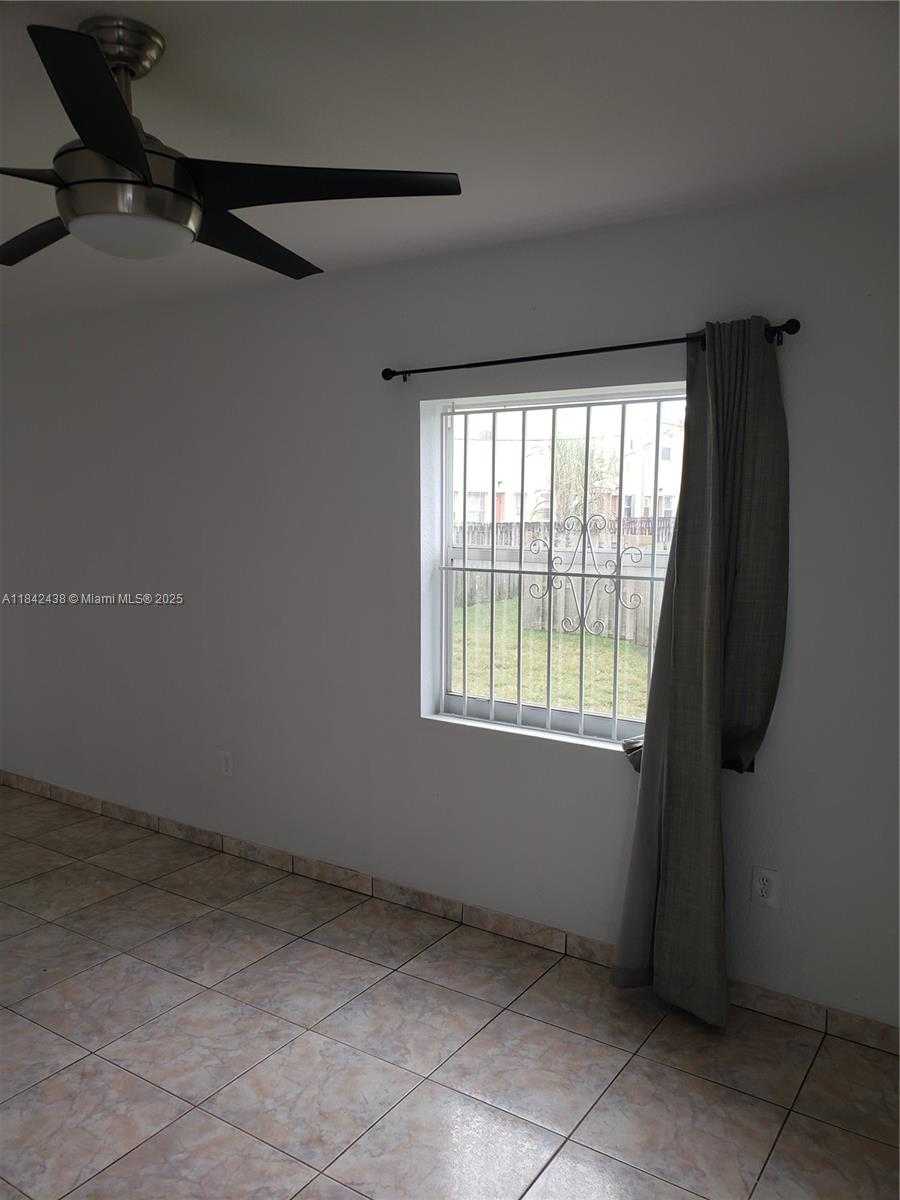 Small Image of 456 NORTH WEST 85TH ST RD #456, Miami Number 2