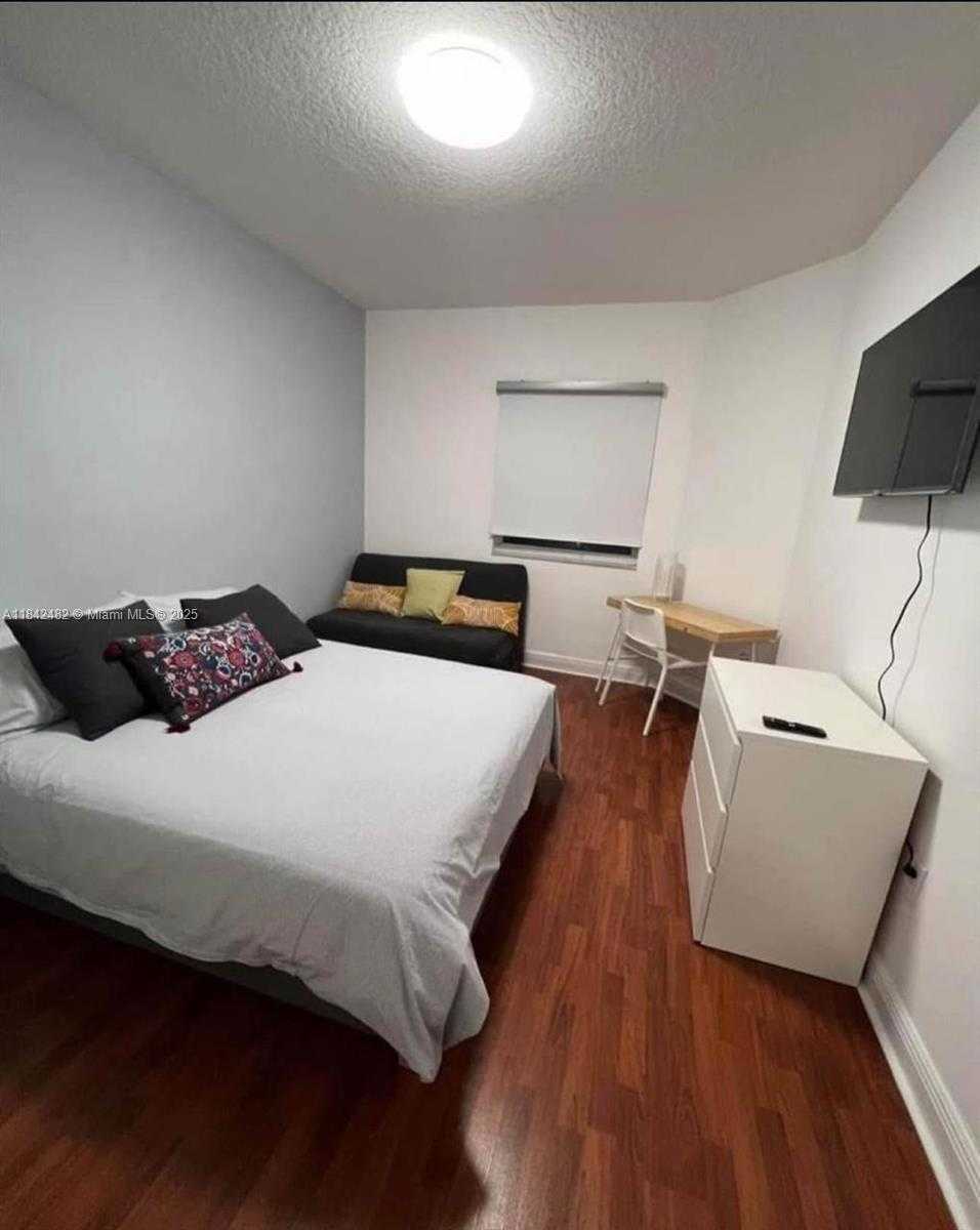 Small Image of 10730 NORTH WEST 66TH ST #313, Doral Number 10