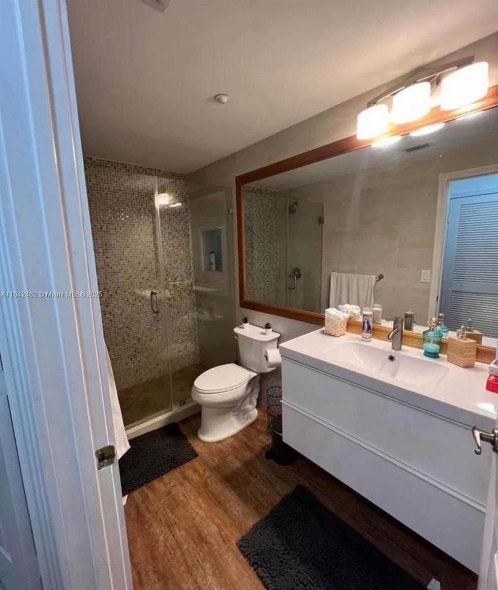 Small Image of 10730 NORTH WEST 66TH ST #313, Doral Number 12
