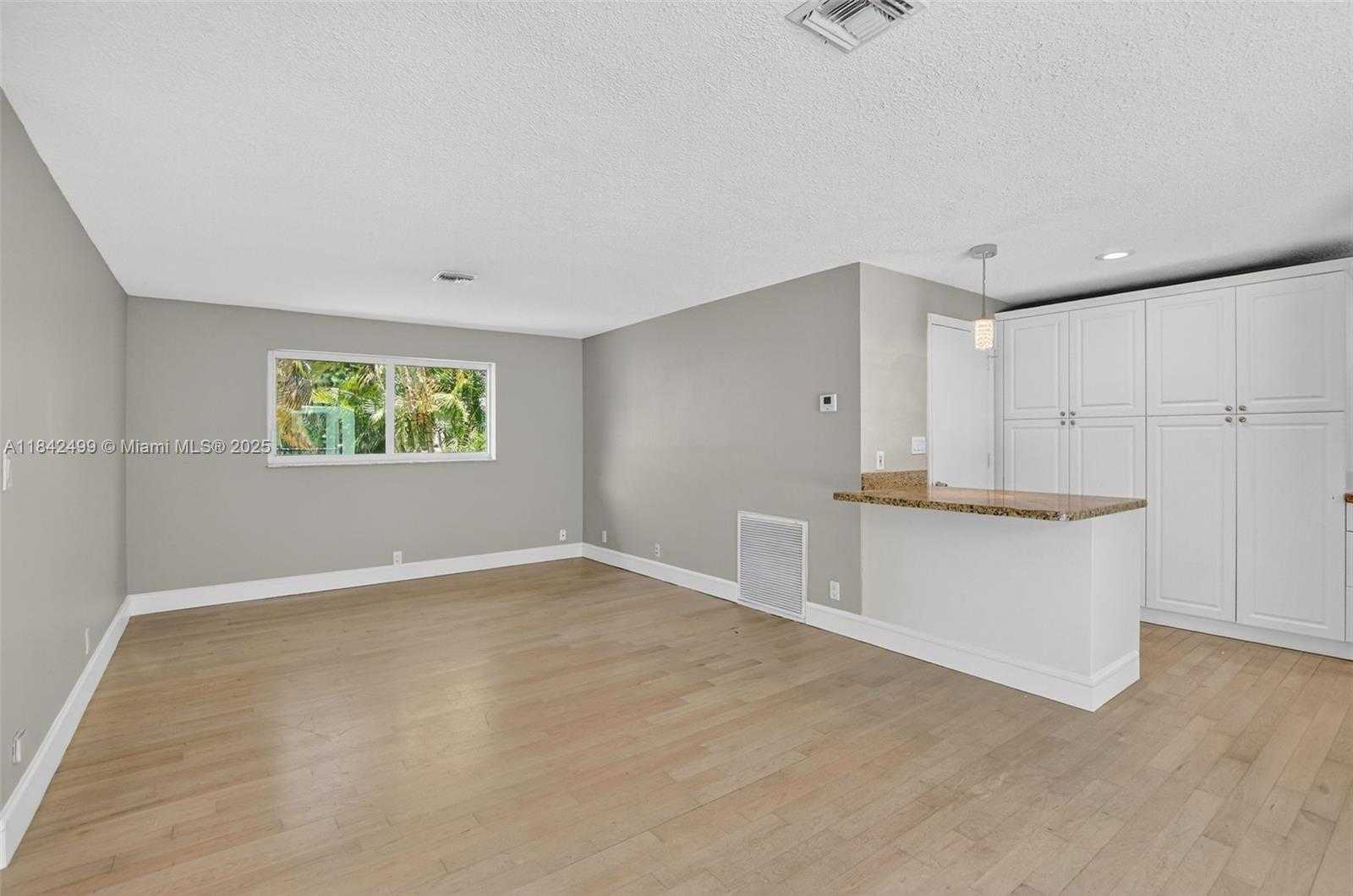 Small Image of 565 NORTH EAST OLIVE WAY, Boca Raton Number 15