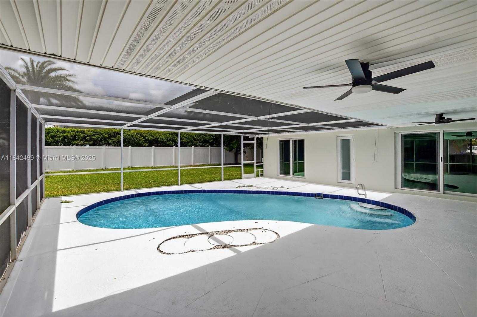 Small Image of 565 NORTH EAST OLIVE WAY, Boca Raton Number 21