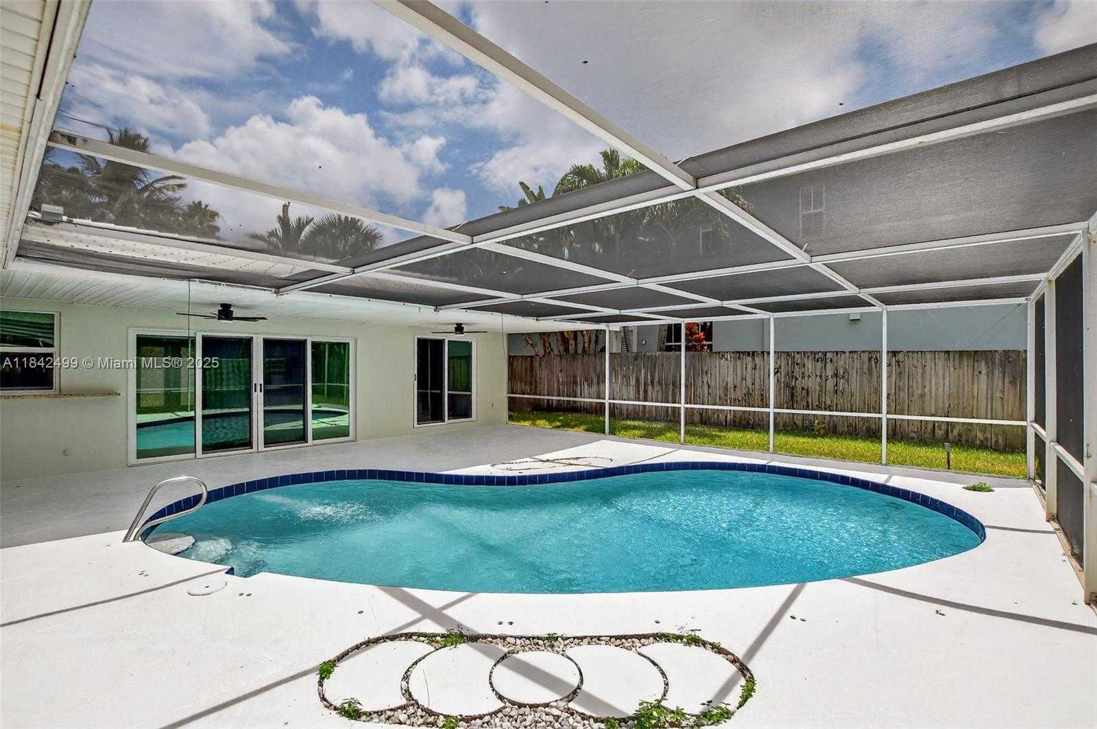 Small Image of 565 NORTH EAST OLIVE WAY, Boca Raton Number 22