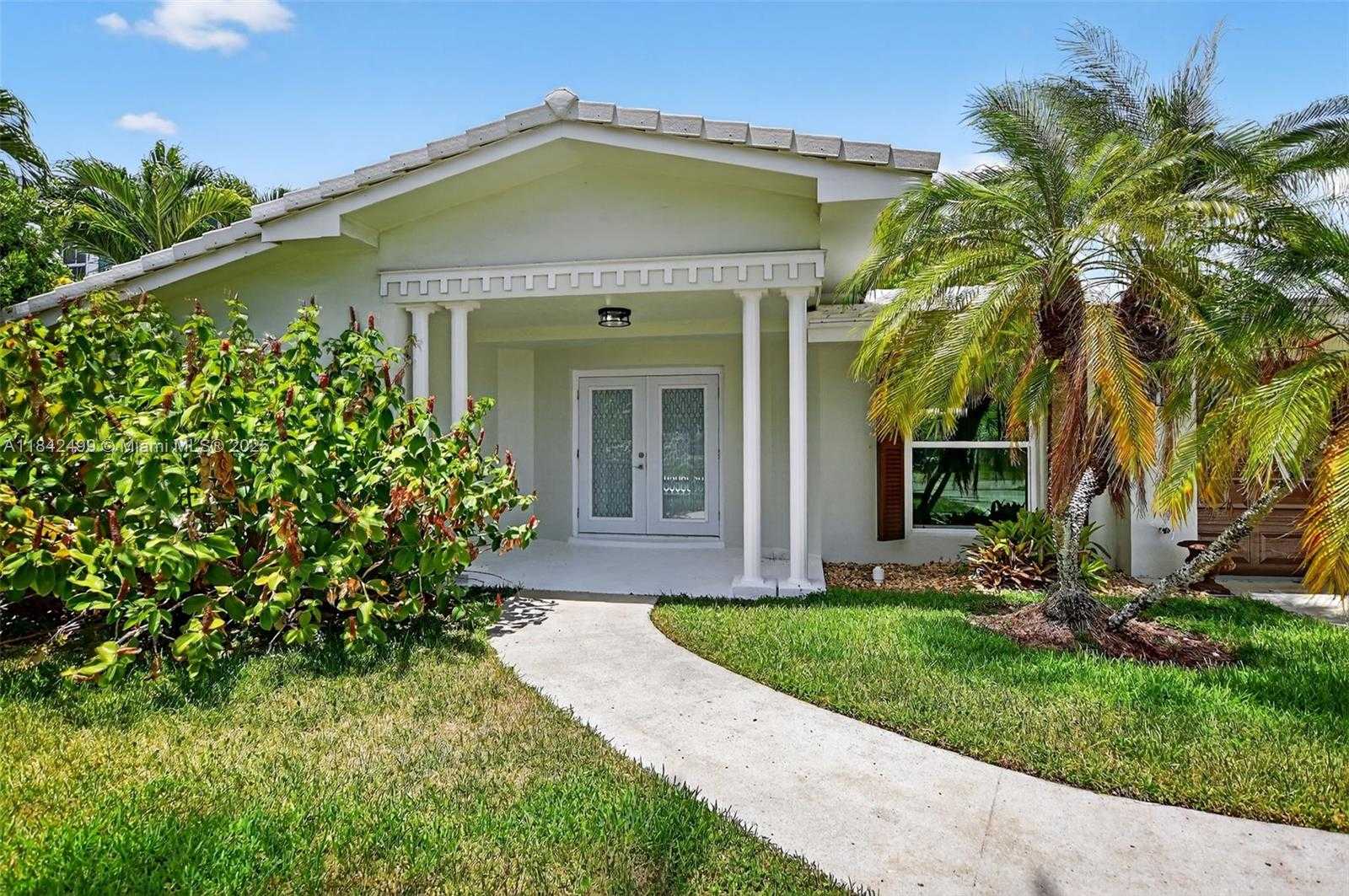 Small Image of 565 NORTH EAST OLIVE WAY, Boca Raton Number 24