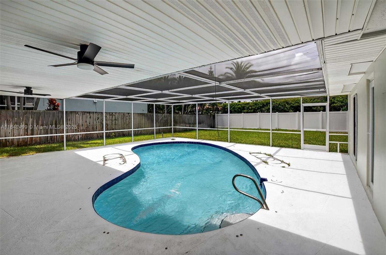 Small Image of 565 NORTH EAST OLIVE WAY, Boca Raton Number 26