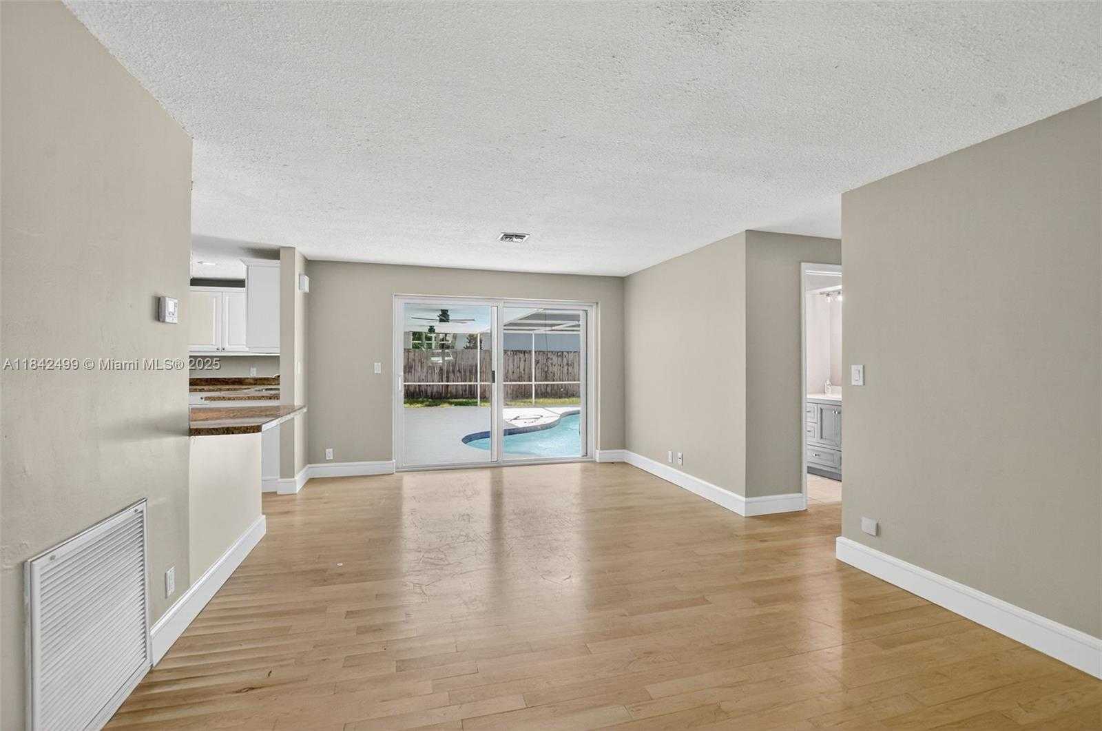 Small Image of 565 NORTH EAST OLIVE WAY, Boca Raton Number 40