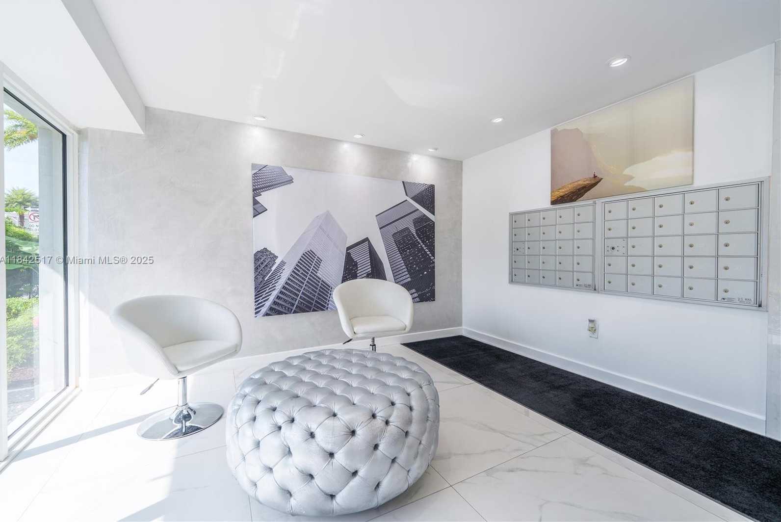 Small Image of 720 COLLINS AVE #208, Miami Beach Number 14