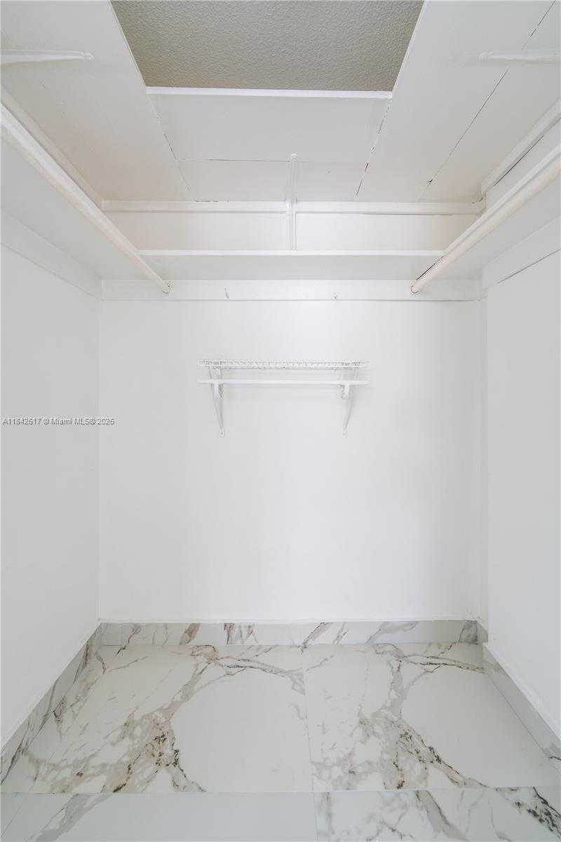 Small Image of 720 COLLINS AVE #208, Miami Beach Number 5
