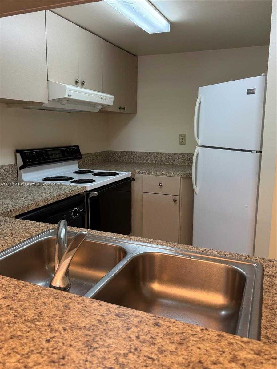 Small Image of 8205 SOUTH WEST 152ND AVE #F-315, Miami Number 11