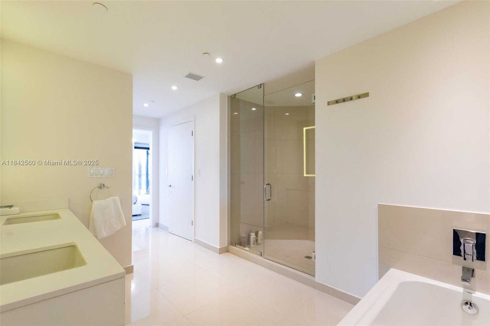 Small Image of 2101 SOUTH SURF RD #4F, Hollywood Number 17