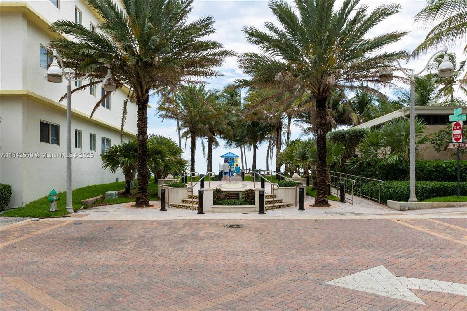 Small Image of 2101 SOUTH SURF RD #4F, Hollywood Number 36