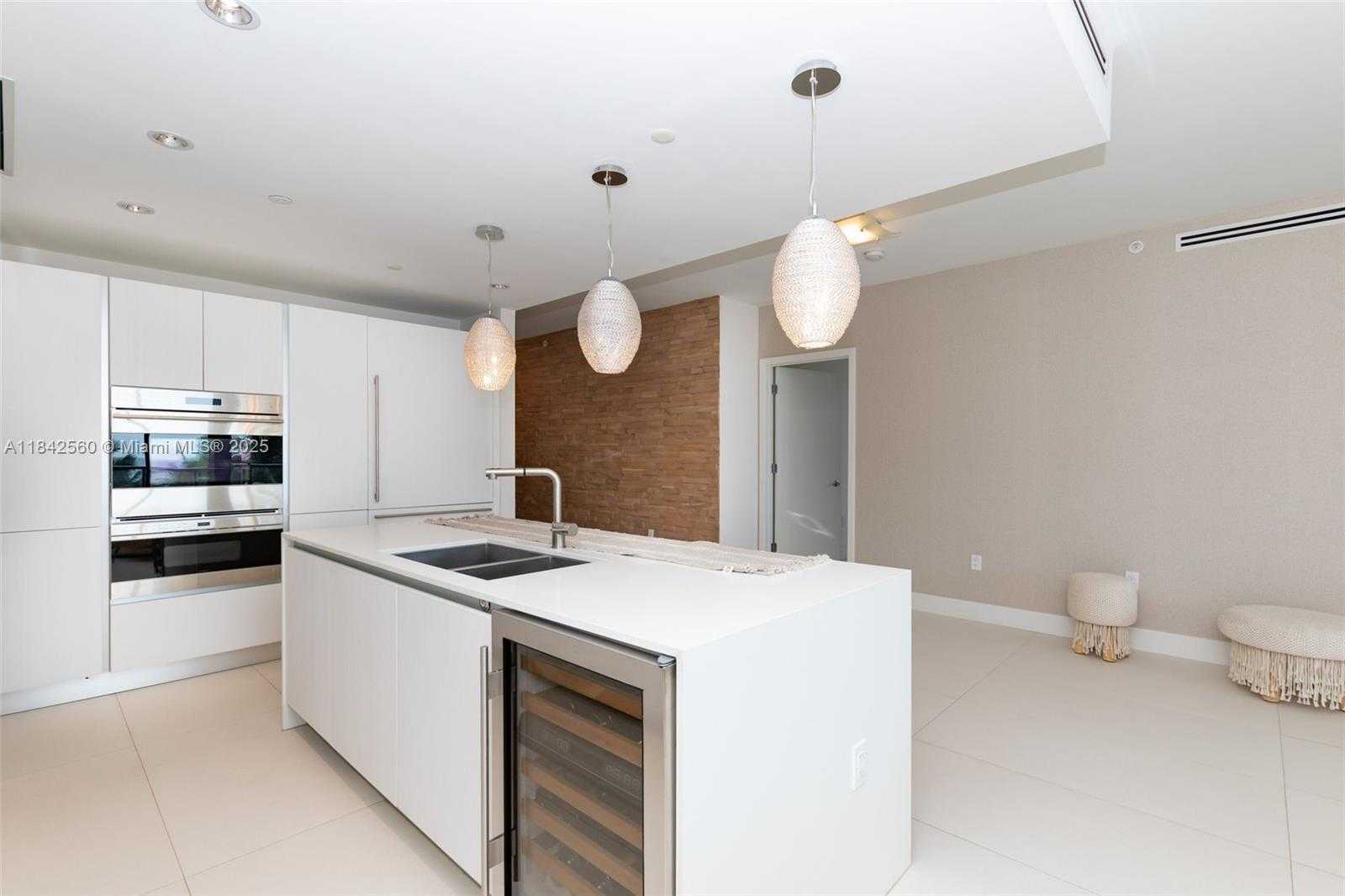 Small Image of 2101 SOUTH SURF RD #4F, Hollywood Number 7