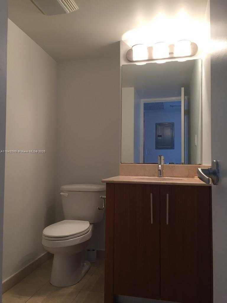 Small Image of 10275 COLLINS AVE #727, Bal Harbour Number 12