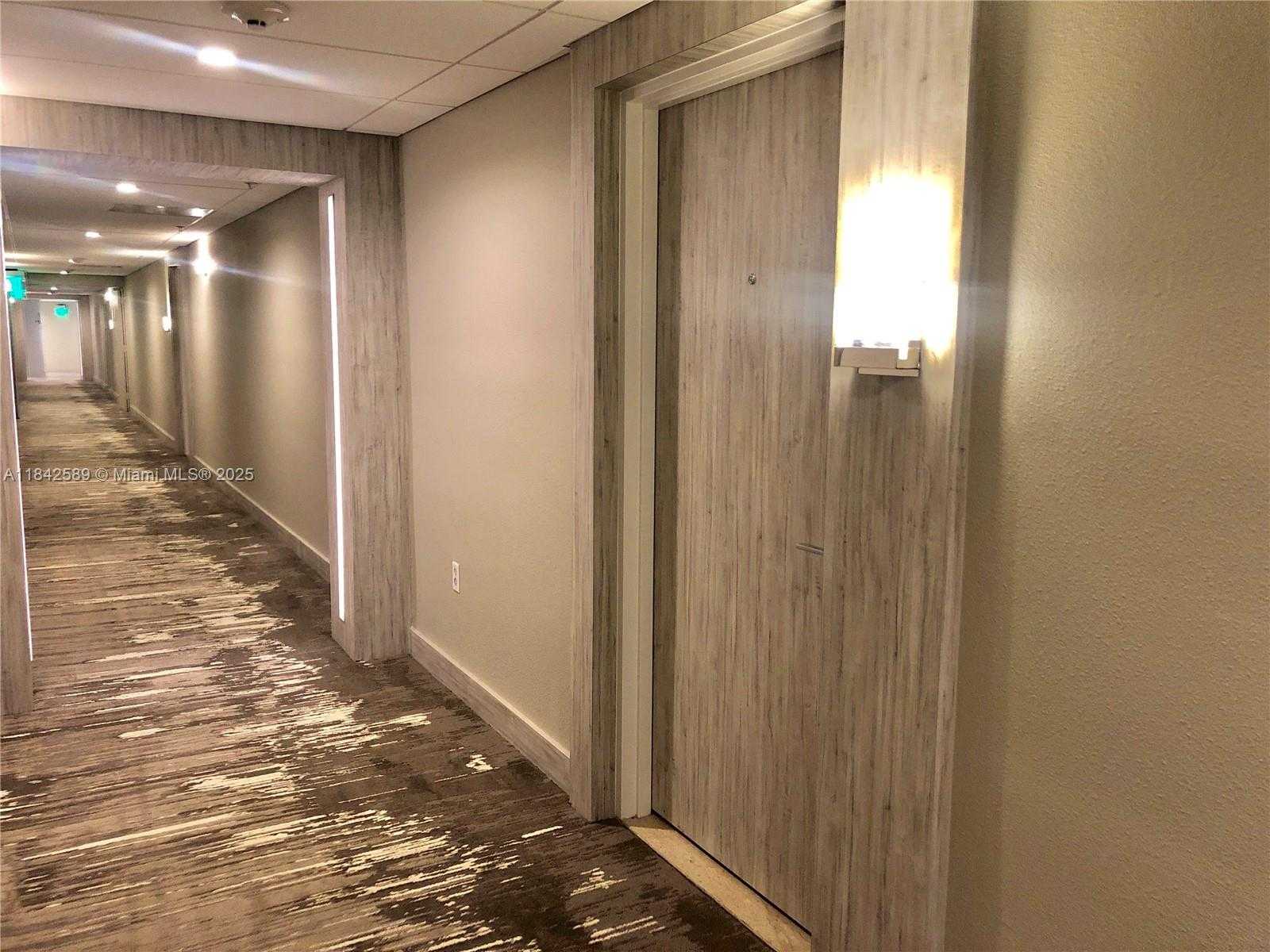 Small Image of 10275 COLLINS AVE #727, Bal Harbour Number 17