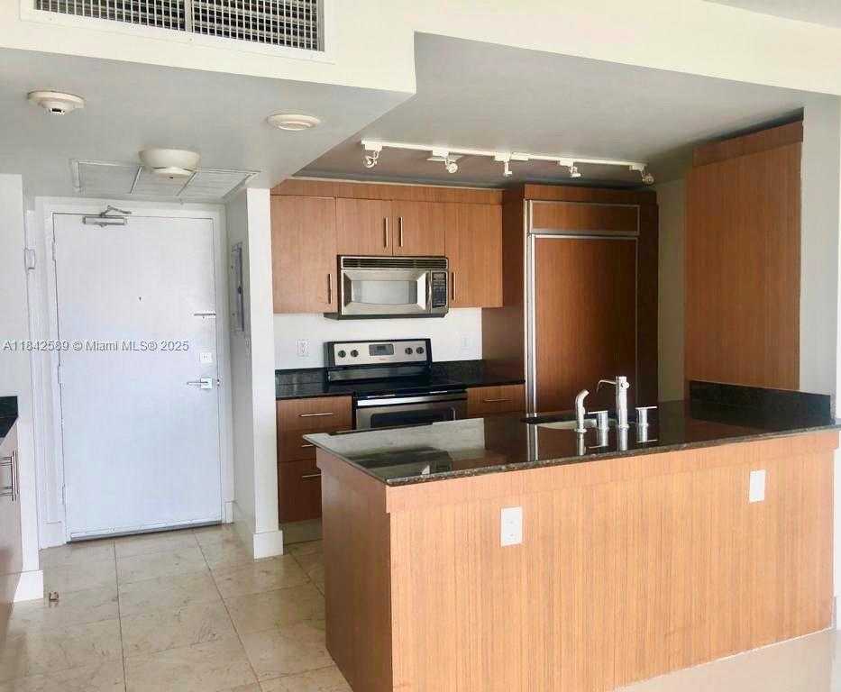 Small Image of 10275 COLLINS AVE #727, Bal Harbour Number 5