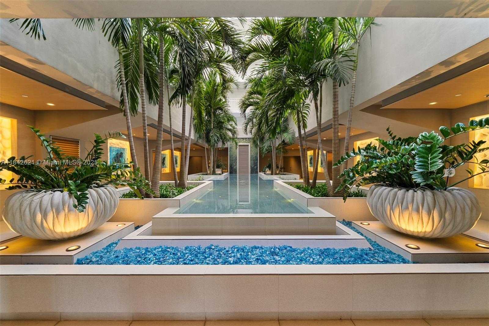 Small Image of 600 GRAPETREE DR #9CN, Key Biscayne Number 36