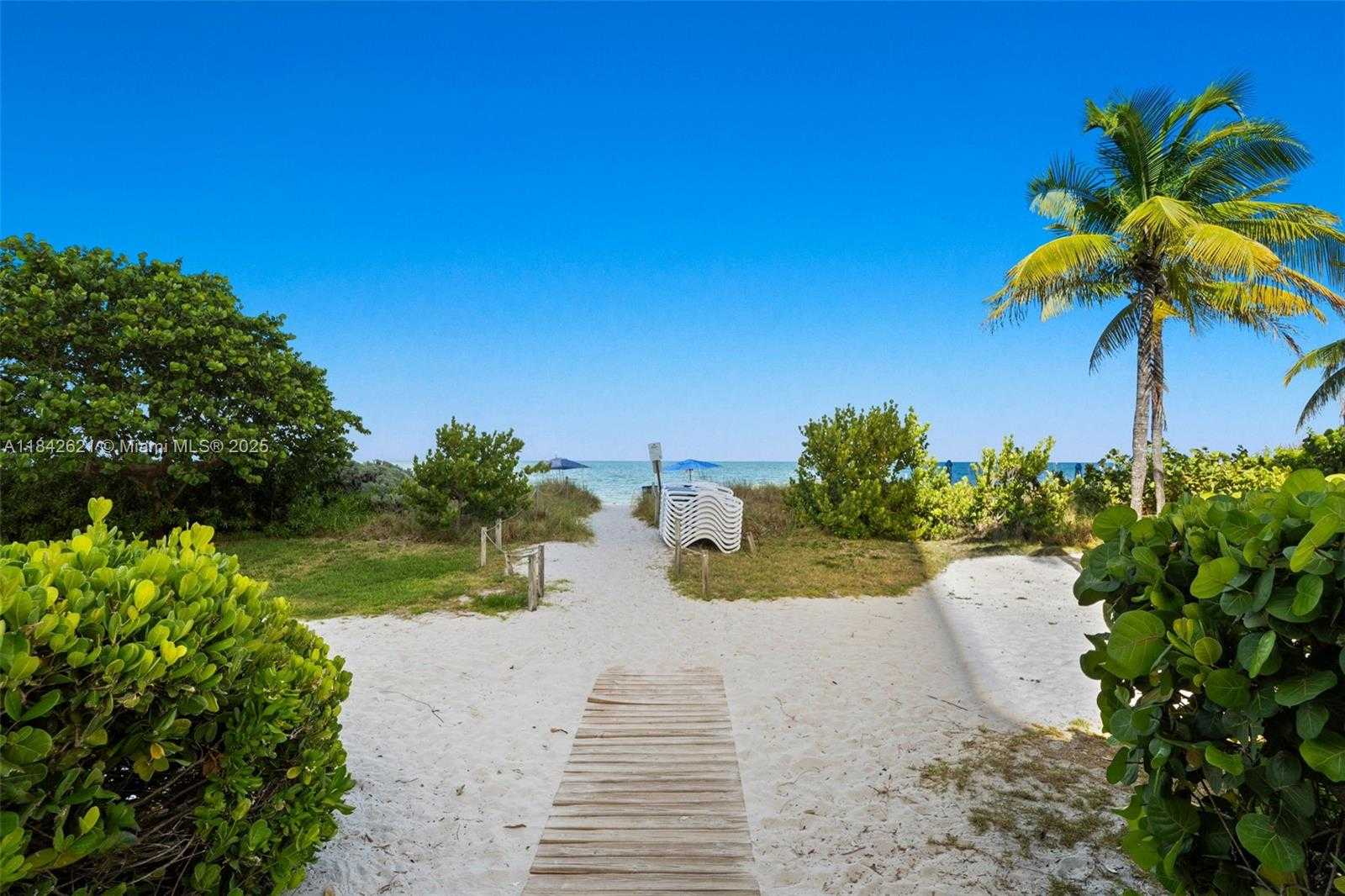 Small Image of 600 GRAPETREE DR #9CN, Key Biscayne Number 42