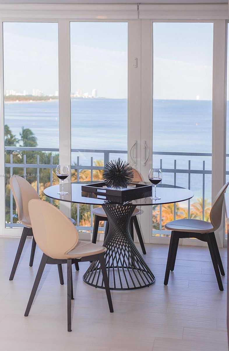 Small Image of 600 GRAPETREE DR #9CN, Key Biscayne Number 6