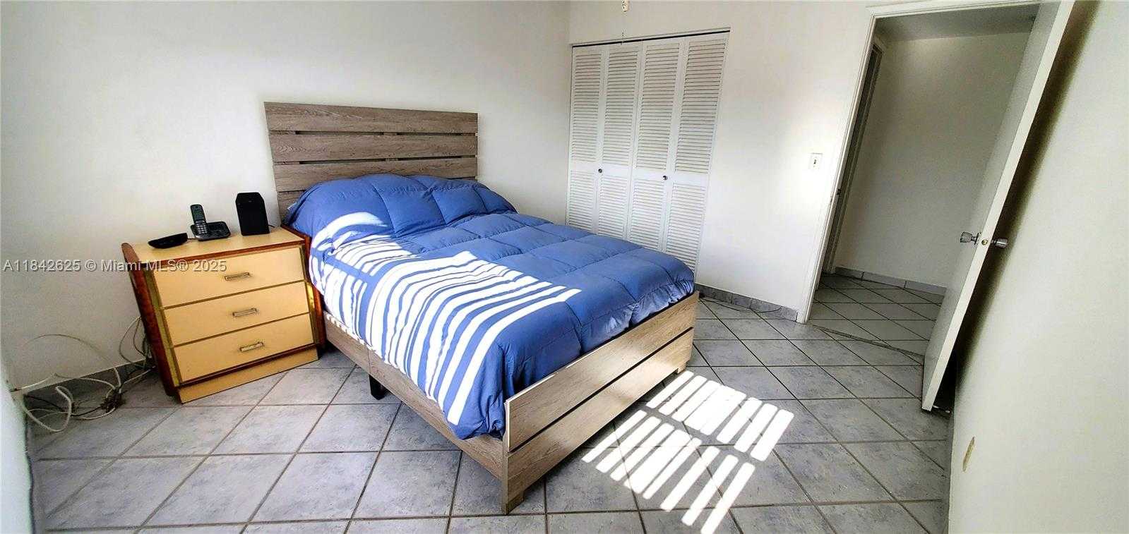 Small Image of 250 LAYNE BLVD #214, Hallandale Beach Number 11