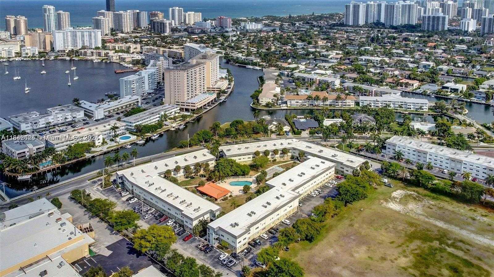Small Image of 250 LAYNE BLVD #214, Hallandale Beach Number 14
