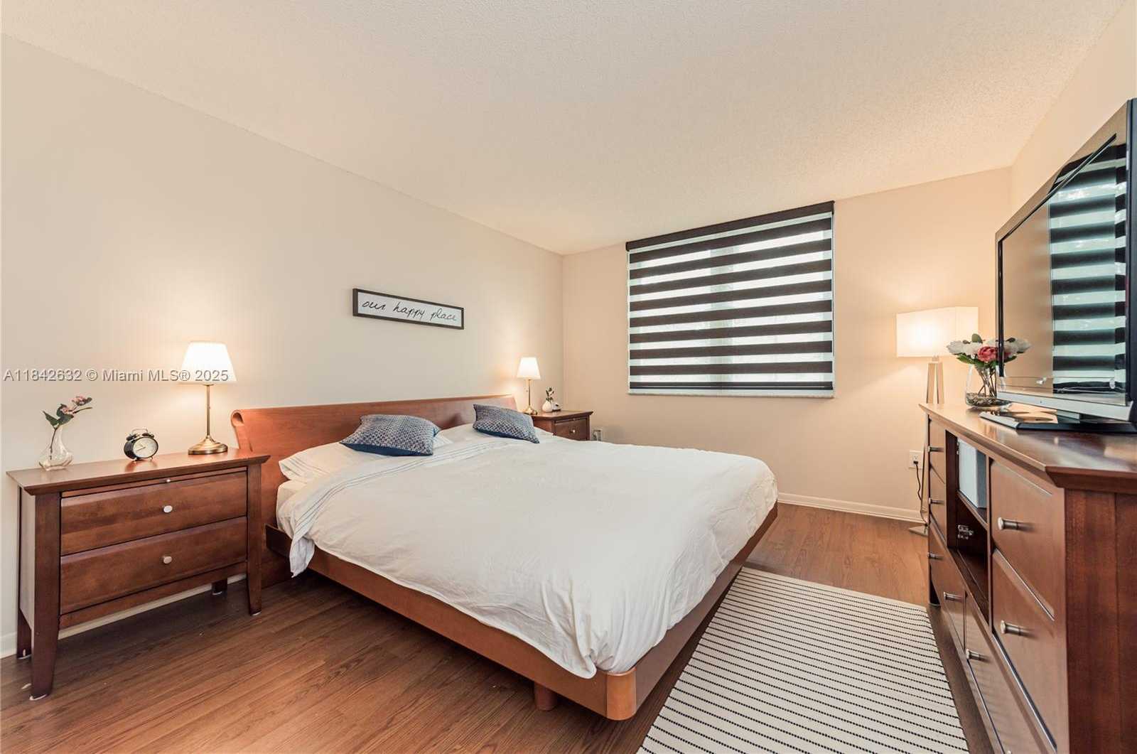 Small Image of 19801 EAST COUNTRY CLUB DR #4303, Aventura Number 17