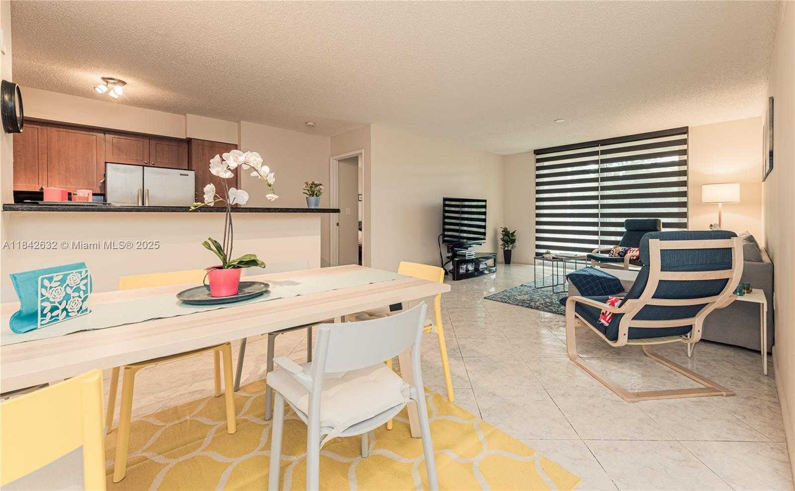 Small Image of 19801 EAST COUNTRY CLUB DR #4303, Aventura Number 2