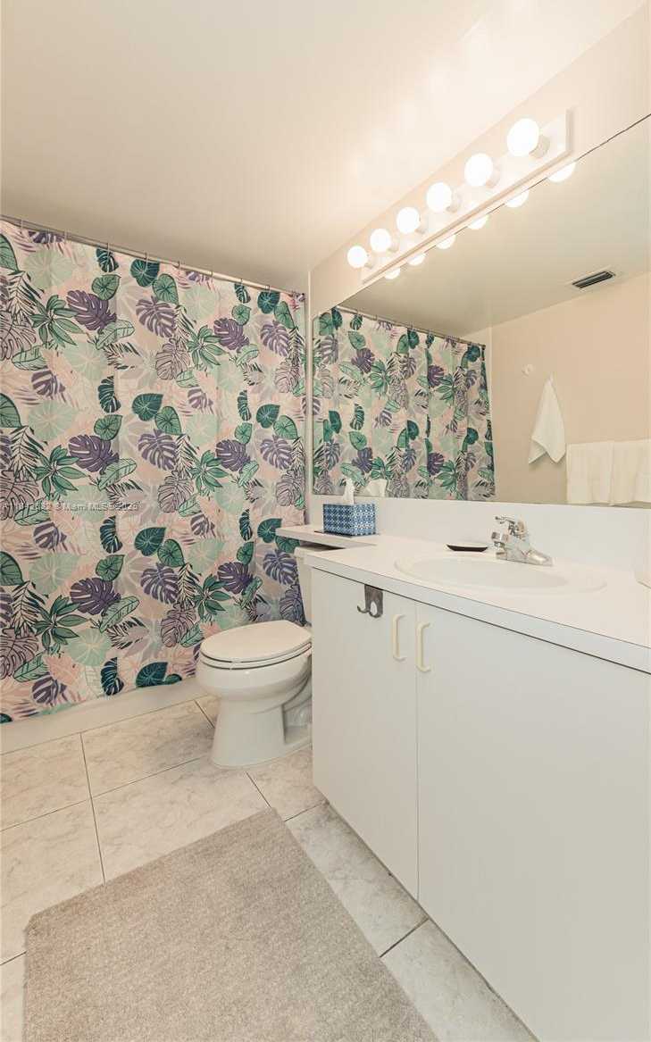 Small Image of 19801 EAST COUNTRY CLUB DR #4303, Aventura Number 22