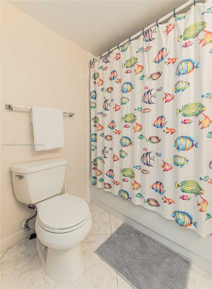 Small Image of 19801 EAST COUNTRY CLUB DR #4303, Aventura Number 32