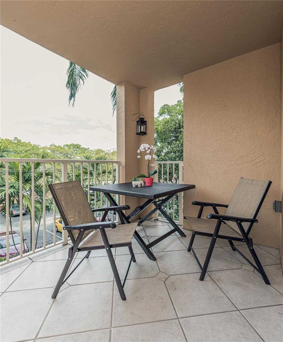 Small Image of 19801 EAST COUNTRY CLUB DR #4303, Aventura Number 35