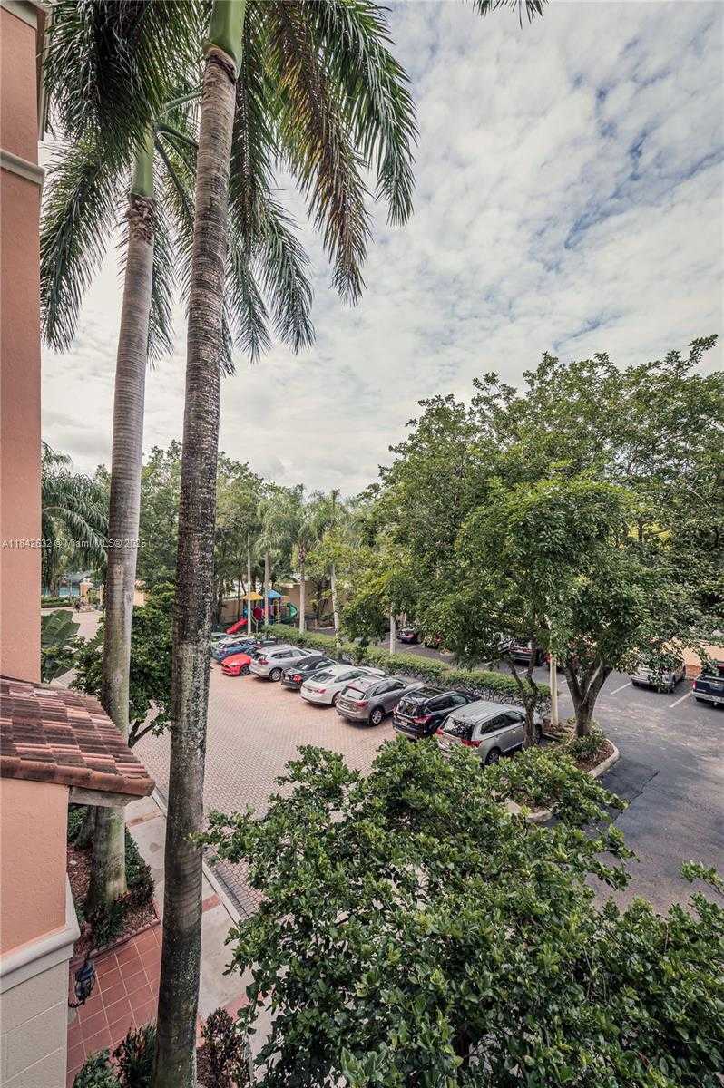 Small Image of 19801 EAST COUNTRY CLUB DR #4303, Aventura Number 38