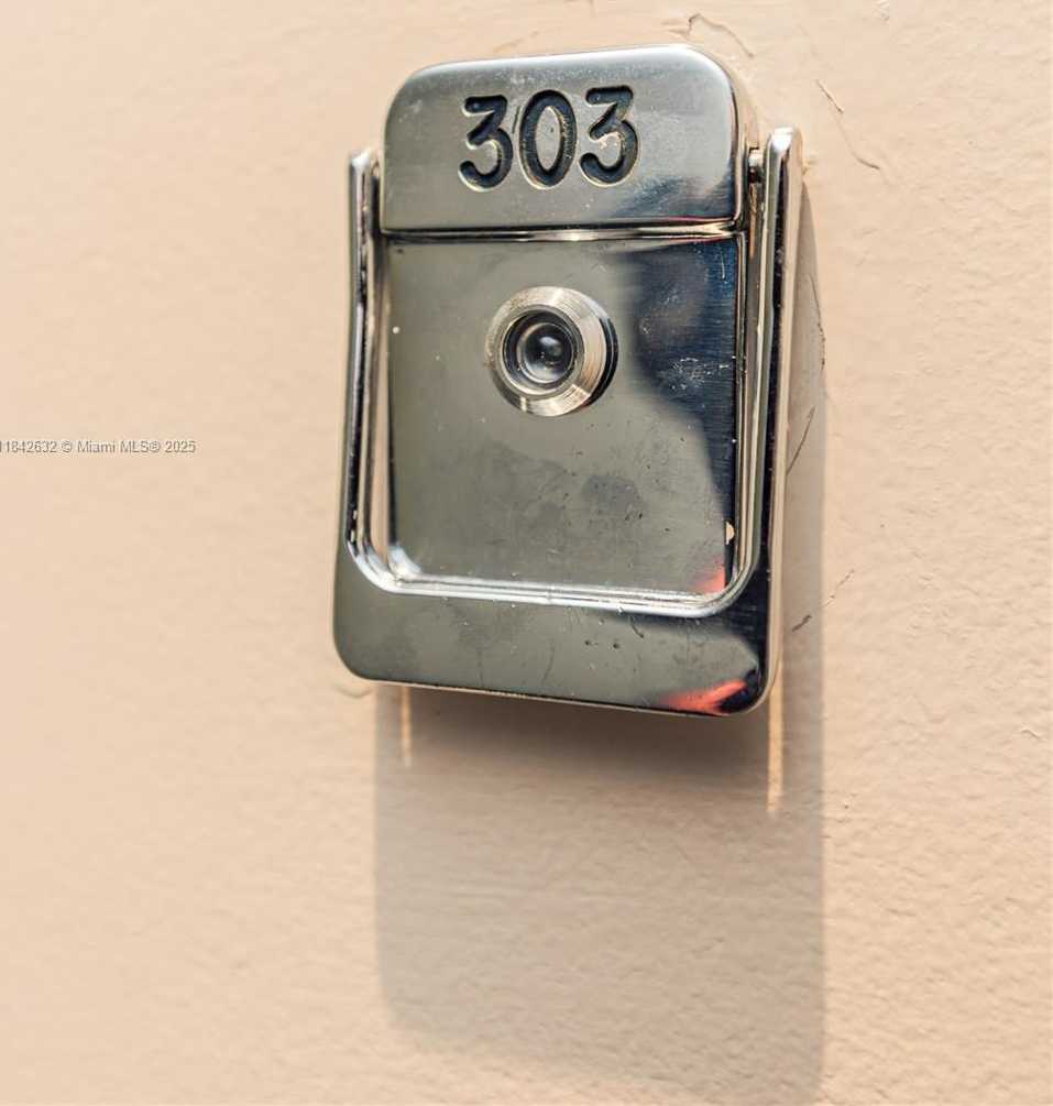 Small Image of 19801 EAST COUNTRY CLUB DR #4303, Aventura Number 47