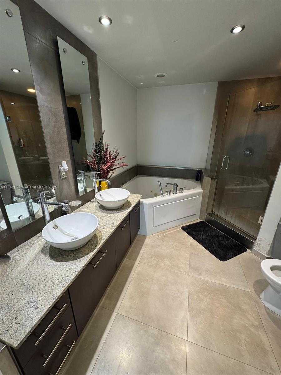 Small Image of 3029 NORTH EAST 188TH ST #409, Aventura Number 7