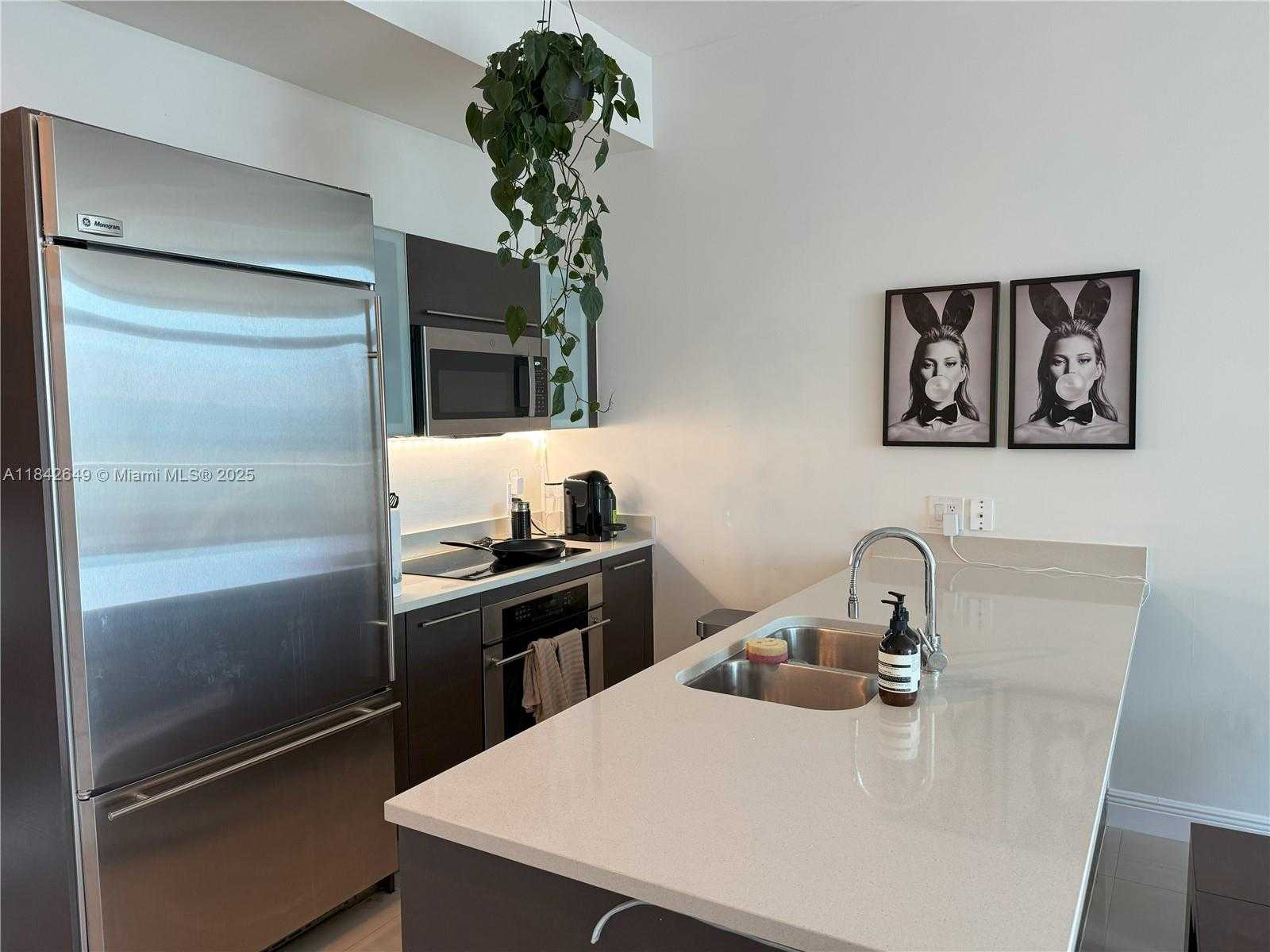Small Image of 55 SOUTH EAST 6TH ST #4106, Miami Number 49