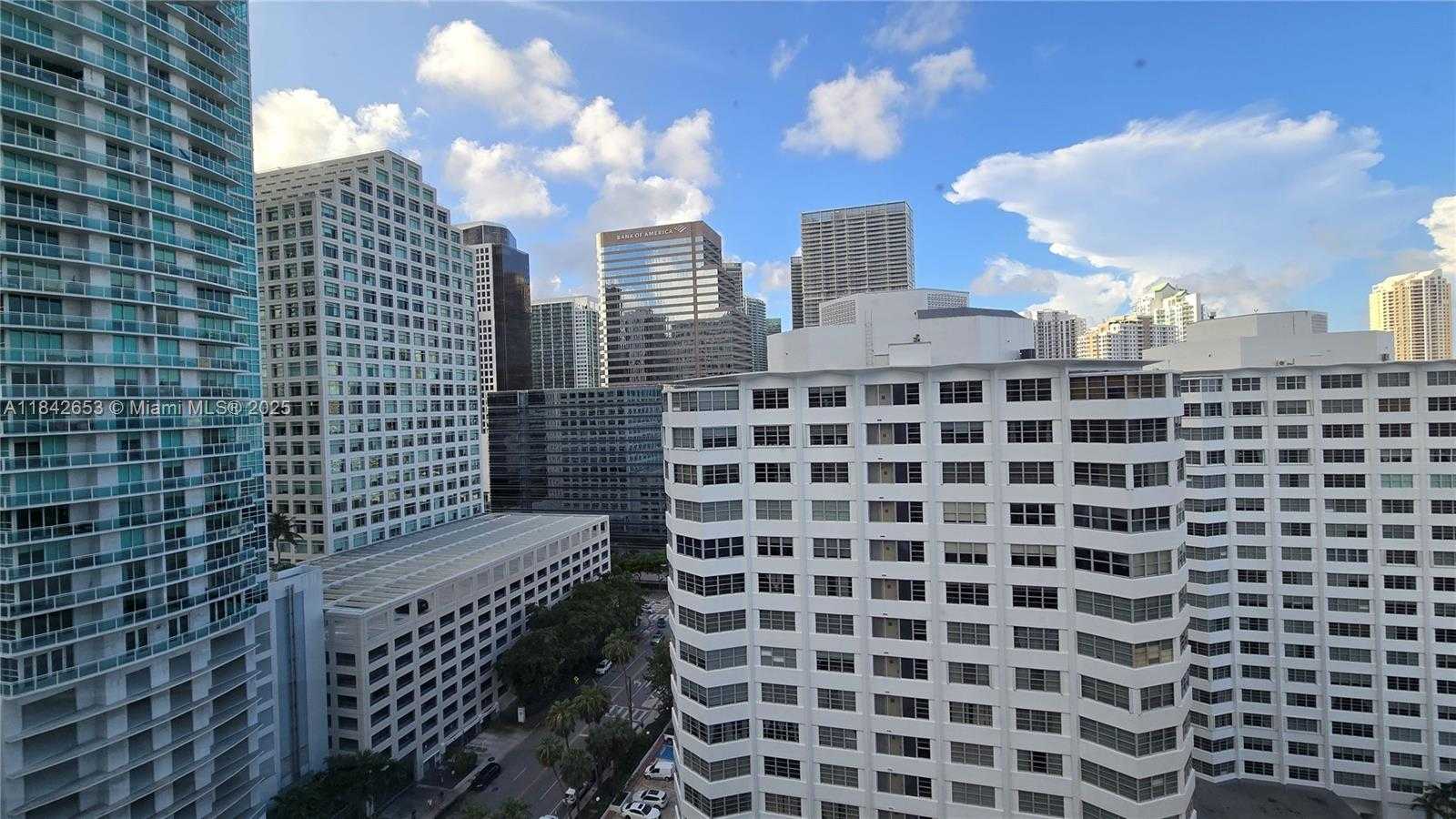Small Image of 999 BRICKELL BAY DR #2006, Miami Number 2
