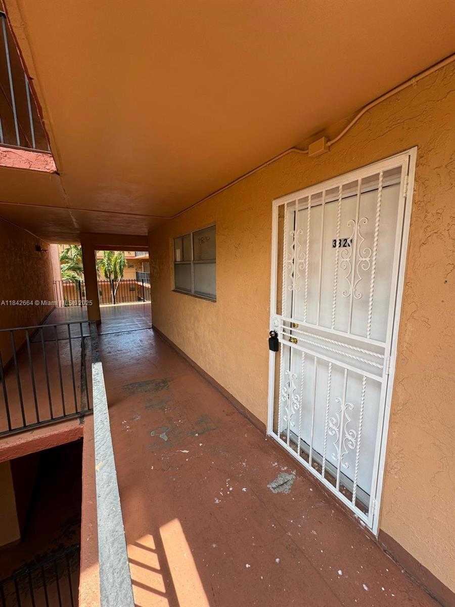 Small Image of 1910 WEST 56TH ST #3320, Hialeah Number 23