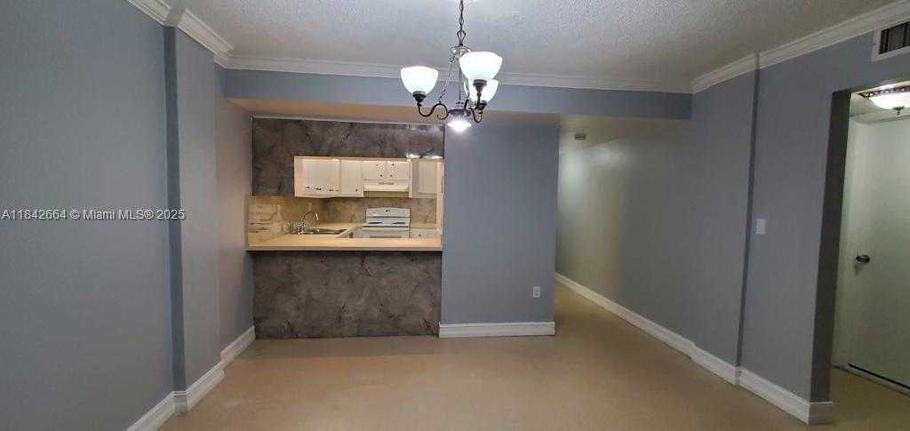 Small Image of 1910 WEST 56TH ST #3320, Hialeah Number 4