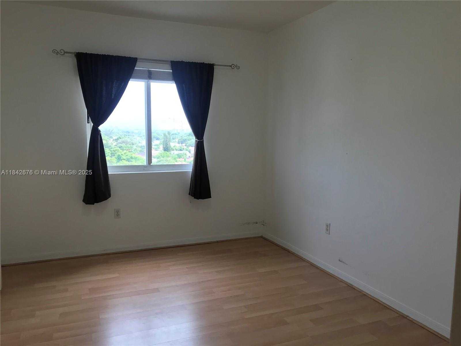 Small Image of 3500 CORAL WAY #811, Miami Number 10