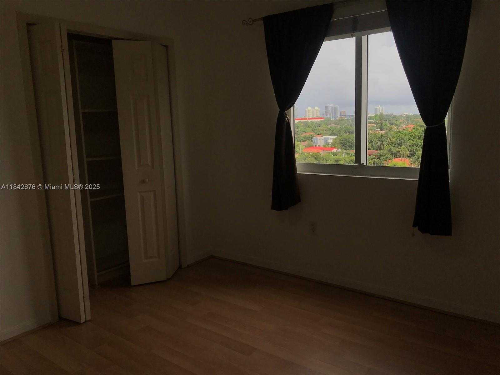 Small Image of 3500 CORAL WAY #811, Miami Number 12