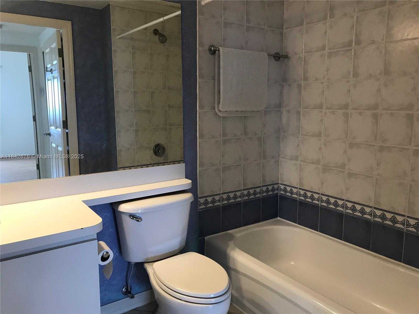 Small Image of 3500 CORAL WAY #811, Miami Number 14