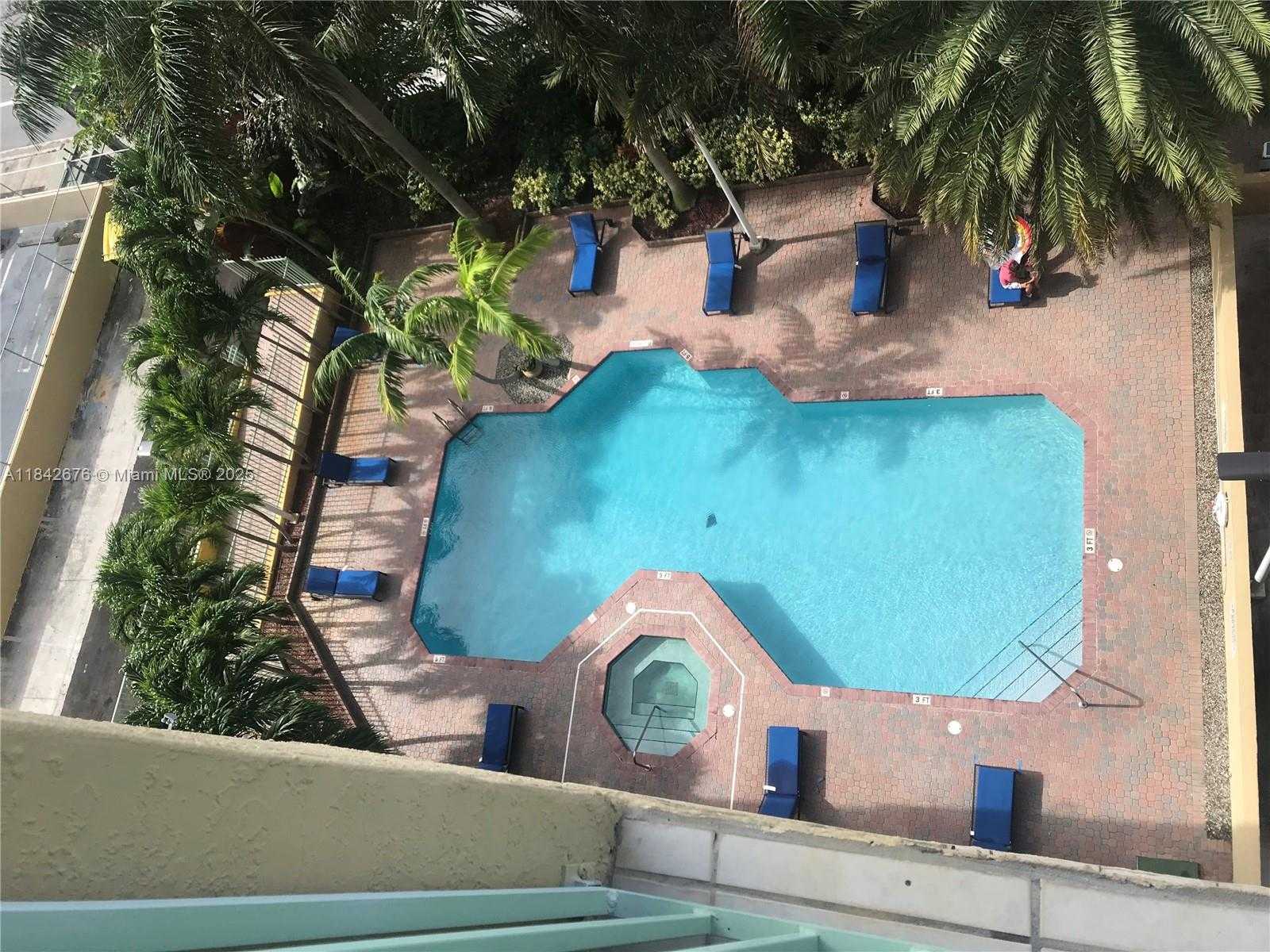 Small Image of 3500 CORAL WAY #811, Miami Number 15