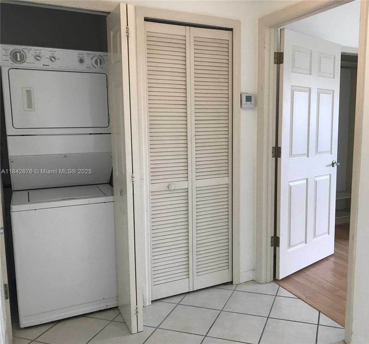 Small Image of 3500 CORAL WAY #811, Miami Number 7