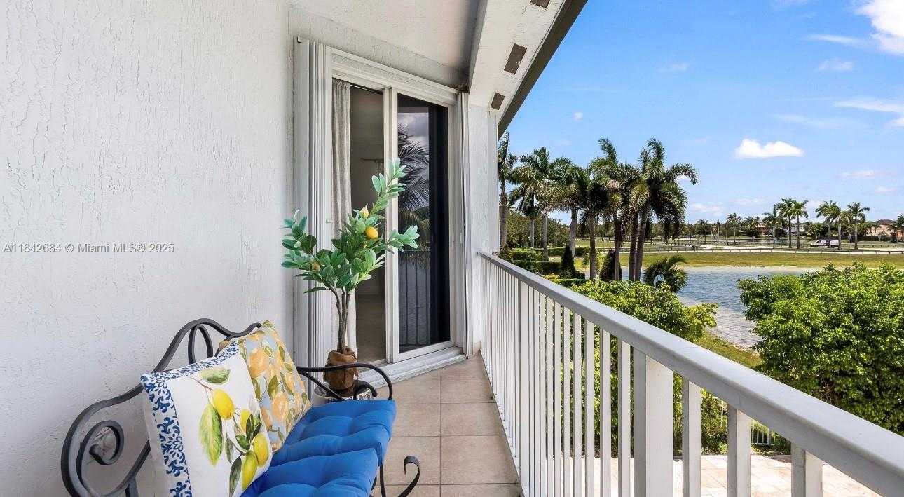 Small Image of 1421 SOUTH WEST 153RD PATH, Miami Number 12