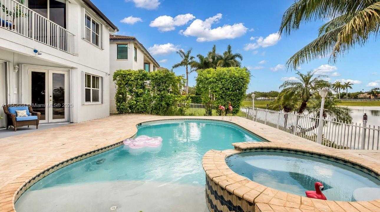 Small Image of 1421 SOUTH WEST 153RD PATH, Miami Number 19